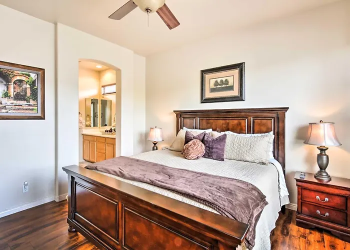 Community Pool, Golf & Tennis: Scottsdale Retreat *